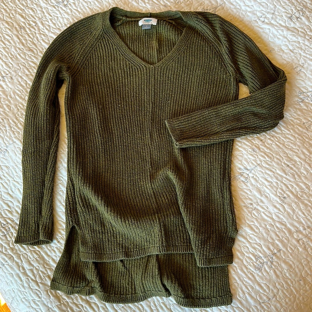 Old Navy soft V-neck Sweater (olive green)